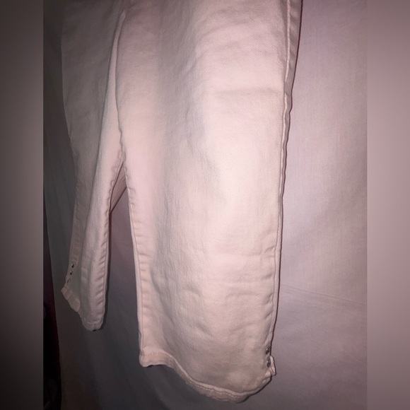 Gloria Vanderbilt Pink Cropped Ankle Jeans - Picture 5 of 11